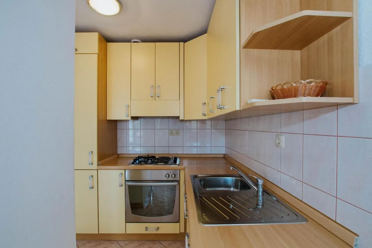 Apartmani Vrlika Trogir