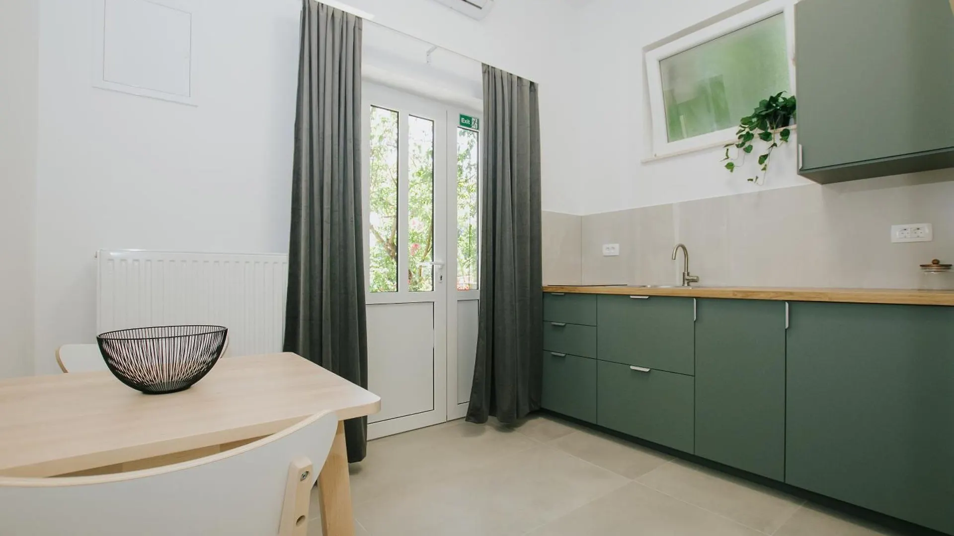** Gasthuis Apartmani Vrlika Trogir Kroatië